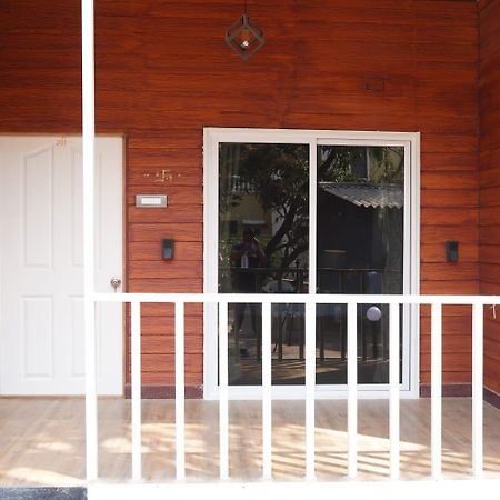 The Mango Leaf Homestay Alībāg Eksteriør billede